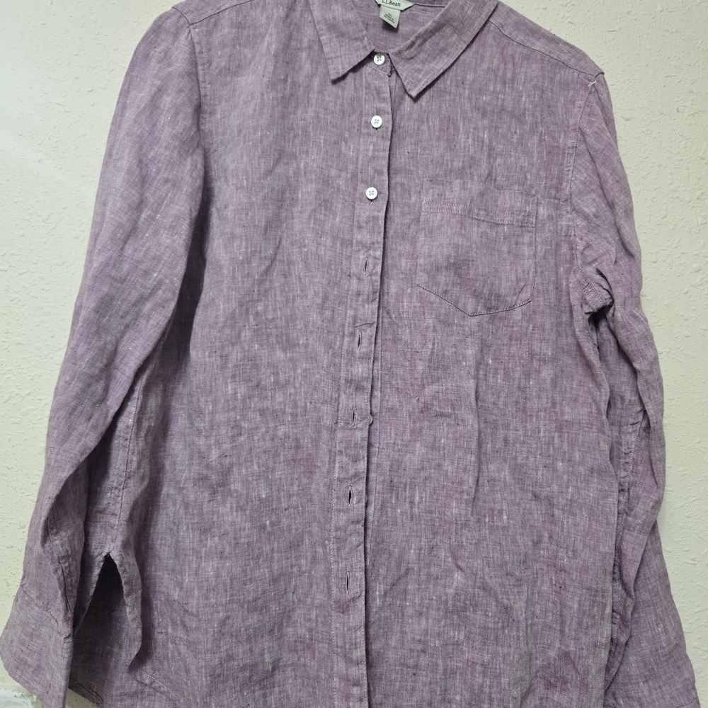 L.L. Bean Men's Button-Down Shirt in Mauve - Picture 2 of 7